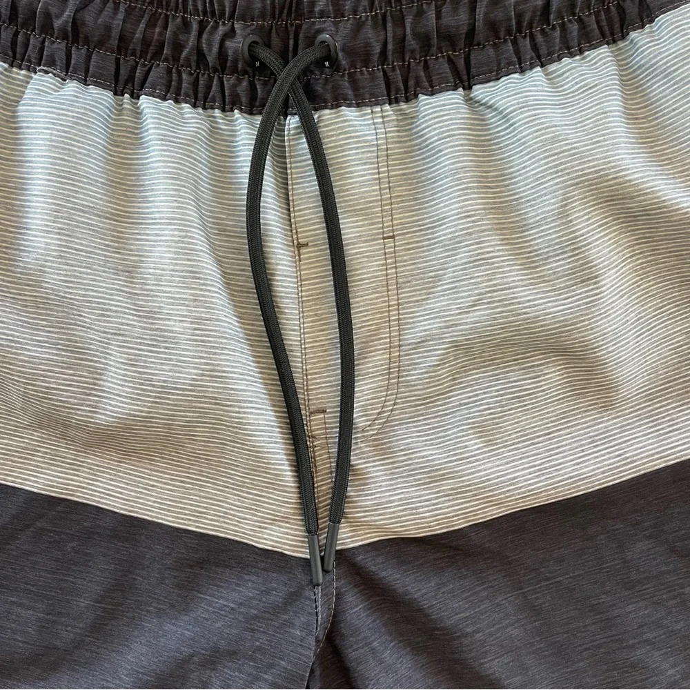 Men Hurley Color-block Gray-Black  Drawstring Lined Swim Board Shots size Large